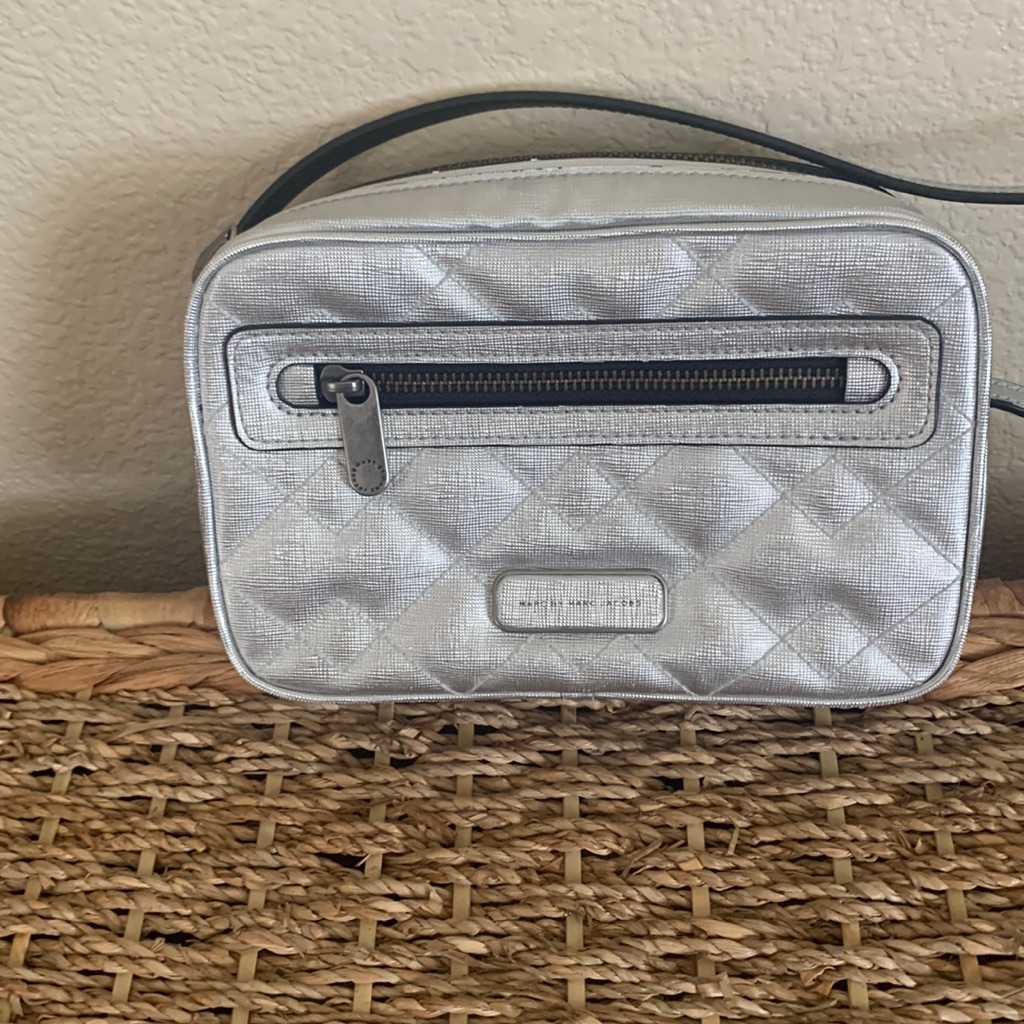 Marc By Marc Jacobs Womens Silver Sally Quilted Crossbody Bag